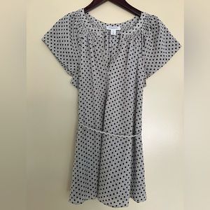 Maternity blouse. Cap sleeve. Size Large